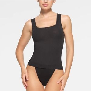 Skims cotton ribbed tank medium